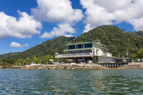 Amaka Ocean Living Lodge Hotels in Golfito