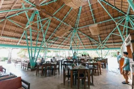 Bravo Beach Resort Отели в г. Северный Суригао