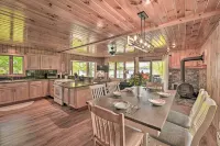 Lakefront Gloversville Home w/ Beach + Dock! Hotel a Amsterdam