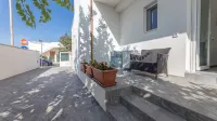 Sole Apartment 2 Central Marina With Modern Furnishings