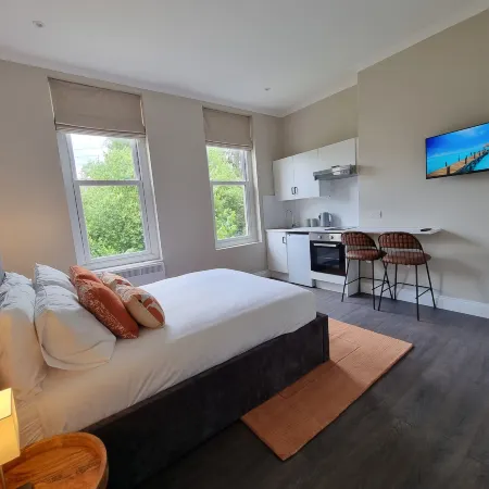 The Ivy Apartments