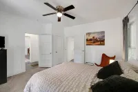 Magnolia House Walk To Festival Park 3 Bedroom Home - 3 stjerner