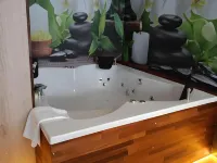 Privado Hotels - Hot Tub
