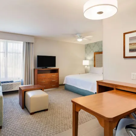 Homewood Suites by Hilton Gateway Hills Nashua