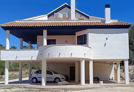 Charming penthouse, with views of the city (ideal for families)