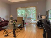 Orchid House 5 minutes from the beach