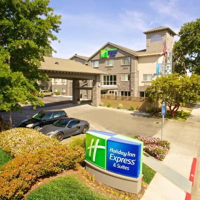 Holiday Inn Express & Suites PASO ROBLES by IHG Hotels near Salinas River