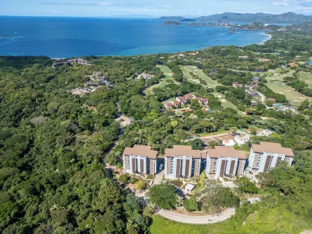 Experience luxury and tranquility at Caoba 5B