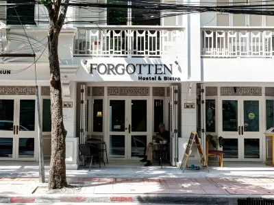 Forgotten Hostel Silom Hotels near Chulalongkorn University