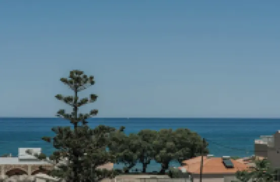 Thelèsi Apartments, 100m from the Beach