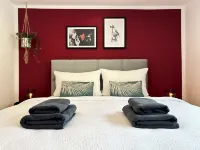 Kolibri - Design Maisonette with Switch & Streaming