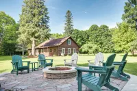 Dog-Friendly Park Falls Cottage w/ 5 Acres & Lake - Pet friendly