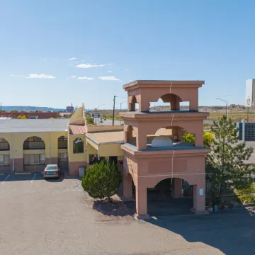 Royal Holiday Motel by Belvilla Gallup I-40