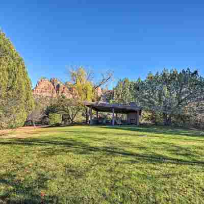 2 Acres & Red Rock Views: Sedona Casita! Others