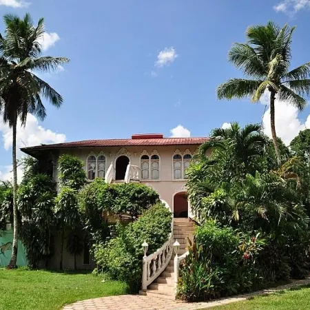 Banana Bank Lodge