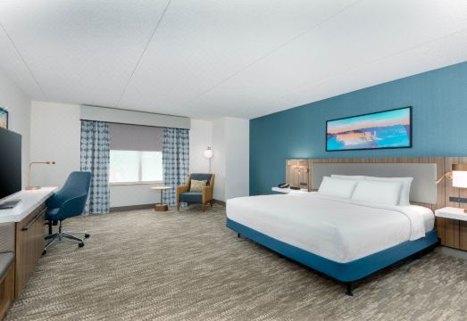 1. 힐튼 가든 인 ..