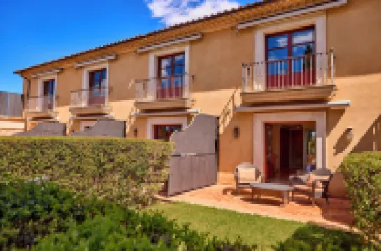 손 훌리아  컨트리하우스  & 스파