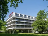 Leonardo Hotel Hannover Hotels near Bemerode