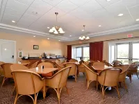 Rivertide Suites - breakfast