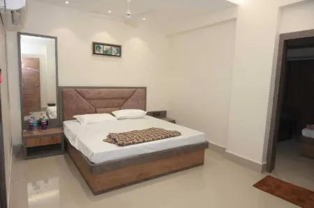 Manyavar Guest House