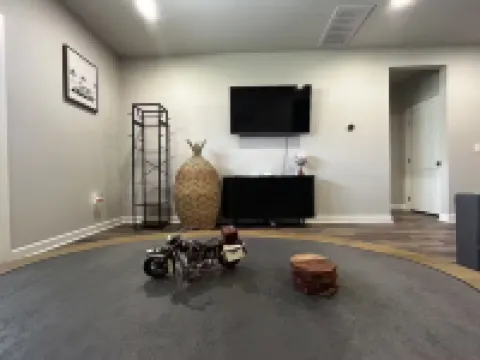 Traveler House · New Build