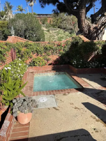 Malibu Beach House Hotels near Adamson House Museum