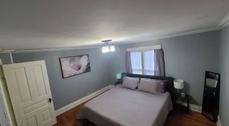 The Wesley - Historic 1890 Victorian, Second Floor