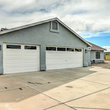 Group Getaway in Glendale < 1 Mi to Westgate!