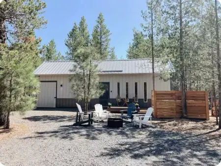 Cozy Forest Cabin w/ Sauna & Hot Tub!