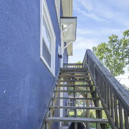 Your home away from home in Thorold, ON - Niagara Falls