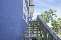 Your home away from home in Thorold, ON - Niagara Falls Hotels in Thorold