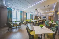 Hampton Inn & Suites by Hilton Bolton Hotels in Caledon