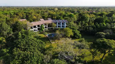 Grand Tamarind Lake Hotels near Detagamuwa Tank View Point