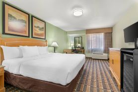 Quality Inn & Suites Plano East - Richardson