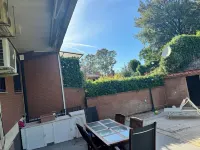 Wonderful apartment in villa with kitchen, imperial bathroom and big garden Hotel a Tre Pini - Poggio dei Fiori