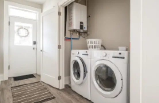 Luxury 2000 sq ft suite in Mini Mansion steps to Locke St. shops & restaurants.