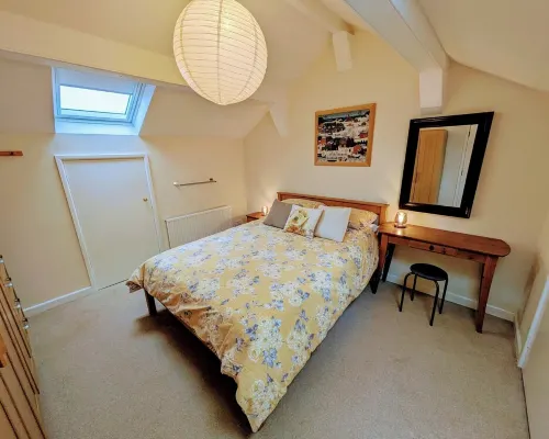 Cosy yet spacious property with private parking, close to the village centre. Hotel di Ingleton
