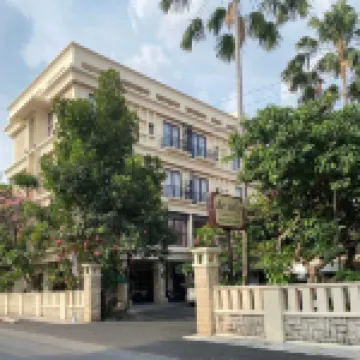 De Solo Boutique Hotel Hotels near House of Danar Hadi