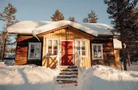 Kakslauttanen Arctic Resort - Igloos and Chalets Отели в г. 
