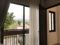 2-bedrooms holiday home with mountain views Hotels in Mojotengah