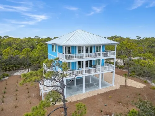 Modern Oceanview Vacation Home