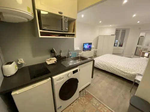 Studio A Chaville à la Porte de Paris et de Versailles Hotels in Chaville