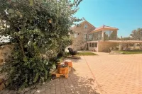 Diamond Room with private bathroom Hotels in 