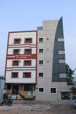 Hotel Garuda Executive Latur