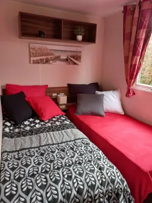 Mobilhome Tout Confort Camping 4 Hotels in Les Mathes