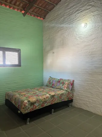 House with pool near Águas Belas beach Отели в г. Cascavel