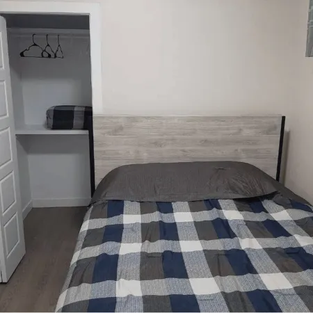A cozy one bedroom suite located in the peaceful neighborhood of Evergreen.