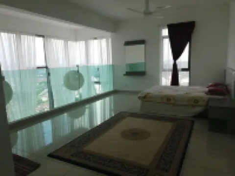 The Chiffon PREMIUM DUPLEX @ EVO Soho Suites