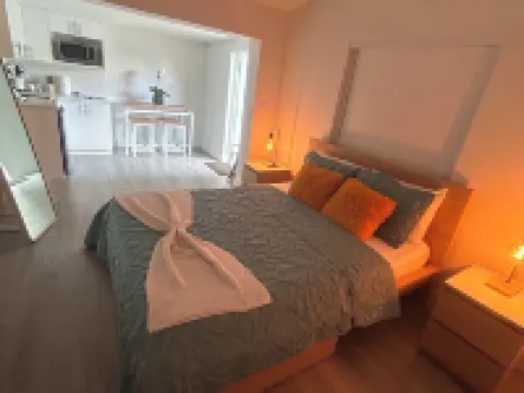 Charming studio in lovely Hialeah with AC, WiFi Hotels in Hialeah