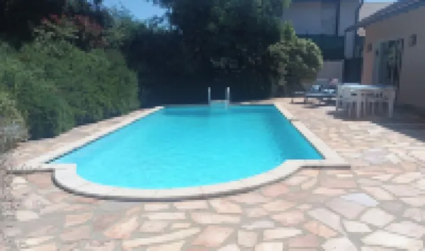 QUIET ANGLET NEAR BEACH AND FOREST